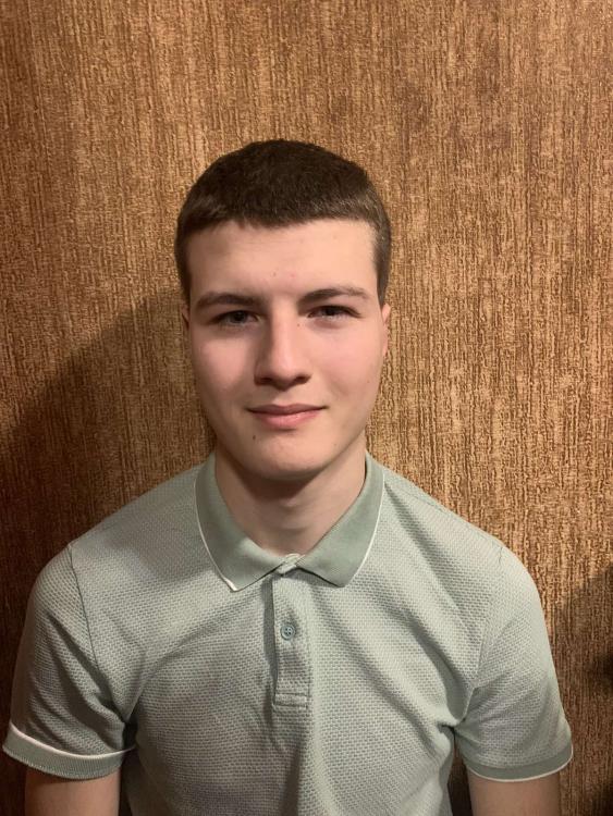 Божадар Дмитрій Віталійович